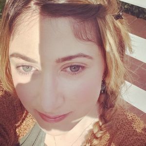 Meet your Posher, Neila